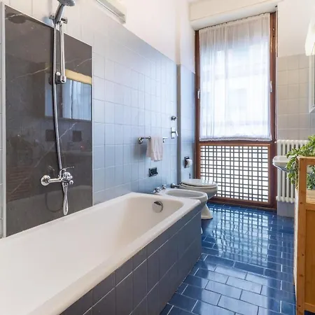 شقة Duomo Square 3br كومو