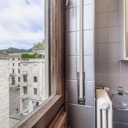 Duomo Square 3br شقة