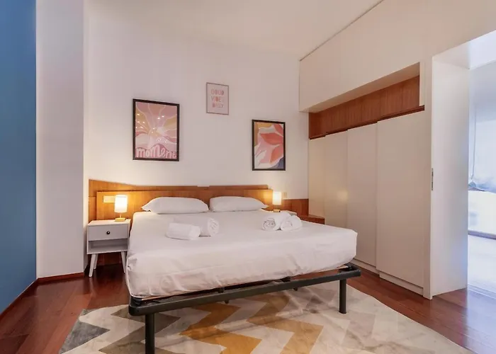 Duomo Square 3br Διαμέρισμα Όπως