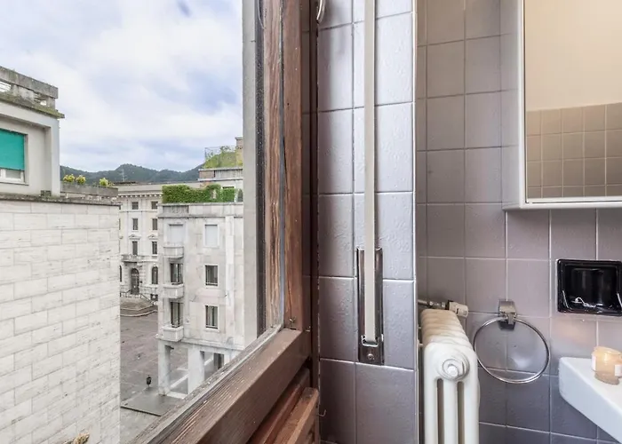 Duomo Square 3br Διαμέρισμα
